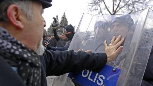 Turchia: retata di ex docenti gulenisti