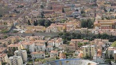 Domenica in zona stadio divieti di sosta e strade chiuse, vietato vendere alcolici