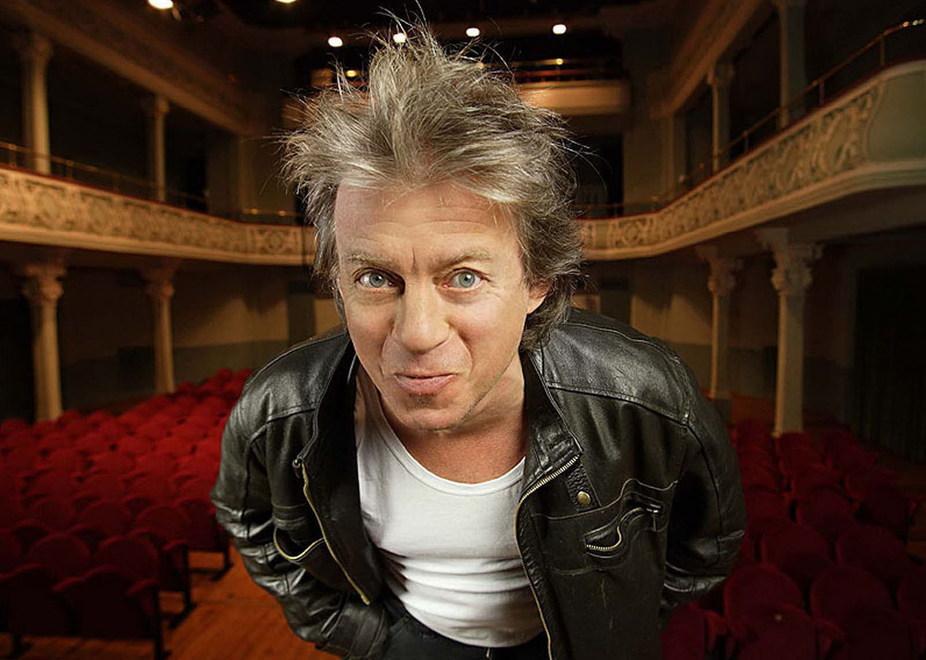 Paolo Rossi torna in scena con “L’improvvisatore 2 - L’intervista”