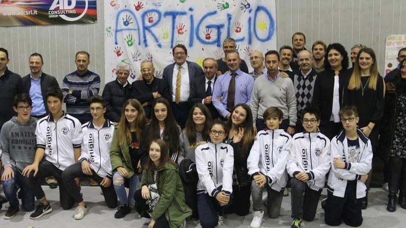 Tutti in festa con don Sergio per i 30 anni del GS Artiglio