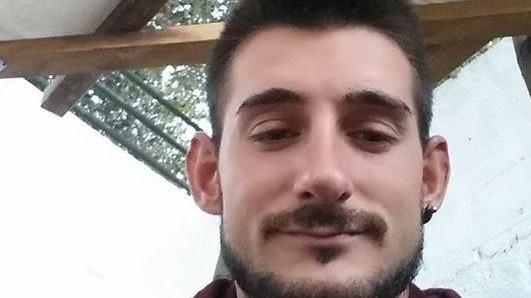 Sassari, cade dalla moto: muore 26enne di Sennori 
