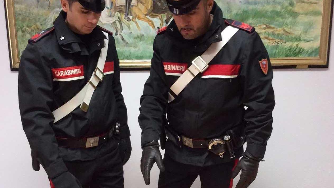Viaggiavano in auto con l’eroina, arrestati