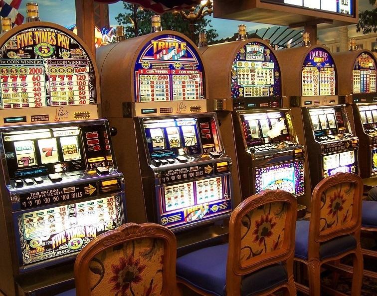 Golfo Aranci, il sindaco Fasolino dichiara guerra alle slot machine 