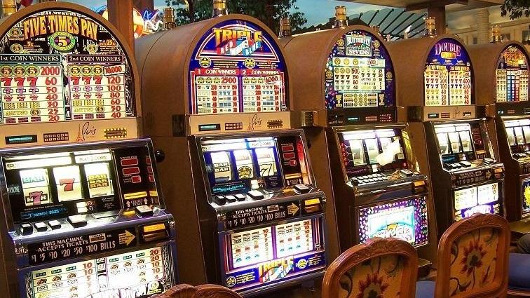 Golfo Aranci, il sindaco Fasolino dichiara guerra alle slot machine