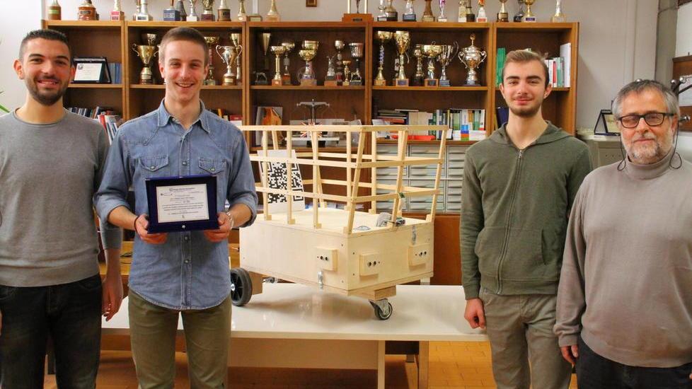 È made in Pistoia il carrello robot
