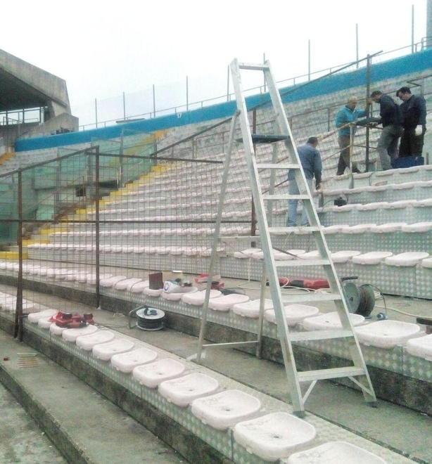 Arena, il Comune: «Speso un milione in manutenzione» 