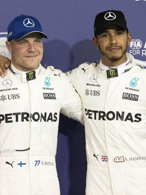 Pole di Bottas, Vettel deve inseguire 