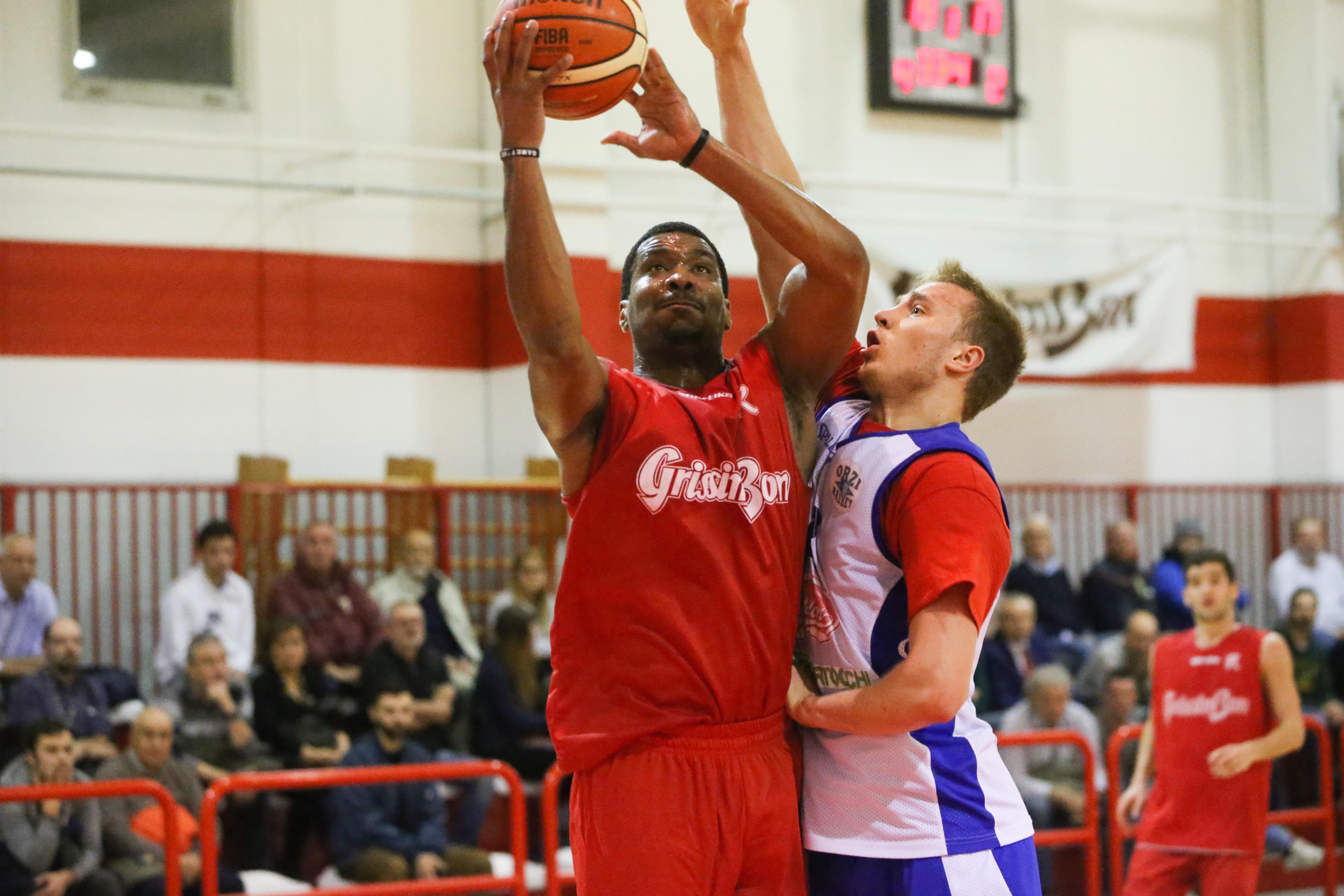 James White resta alla Grissin Bon sino a fine stagione