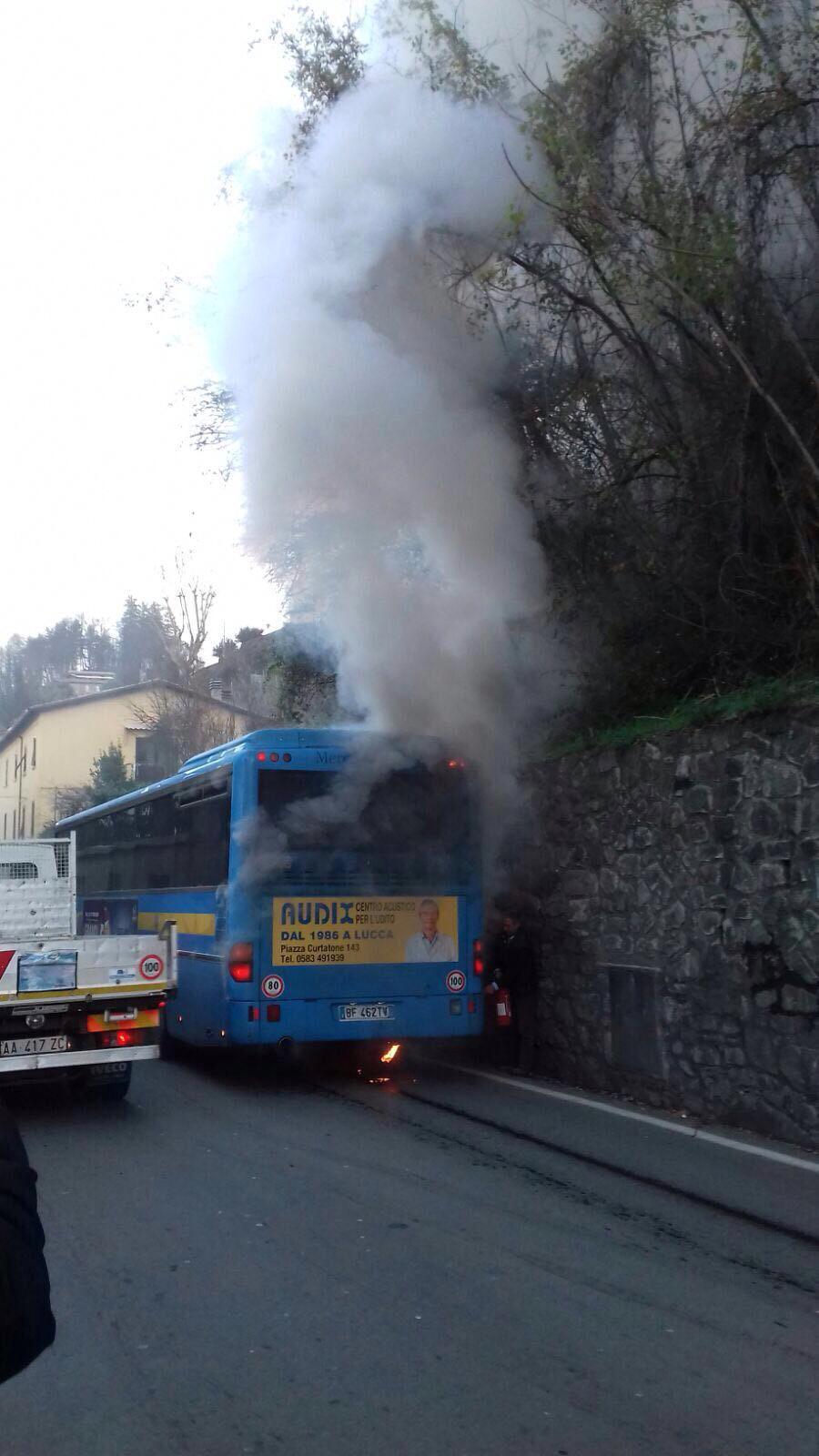 L'incendio sull'autobus