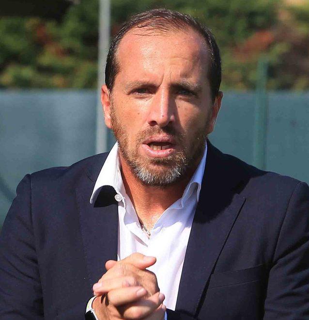 Mister Marra «Serve personalità»