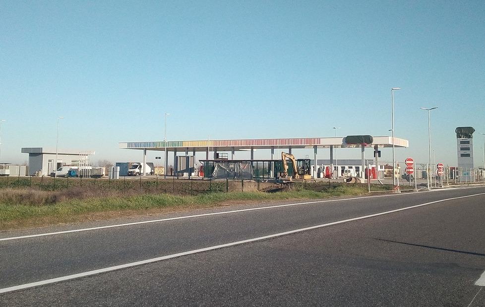 Carpi, si inaugura il distributore Coop 