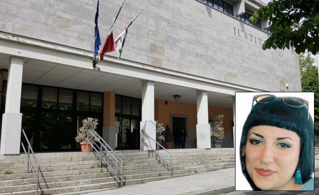Il tribunale di Tempio, nel riquadro Michela Deriu