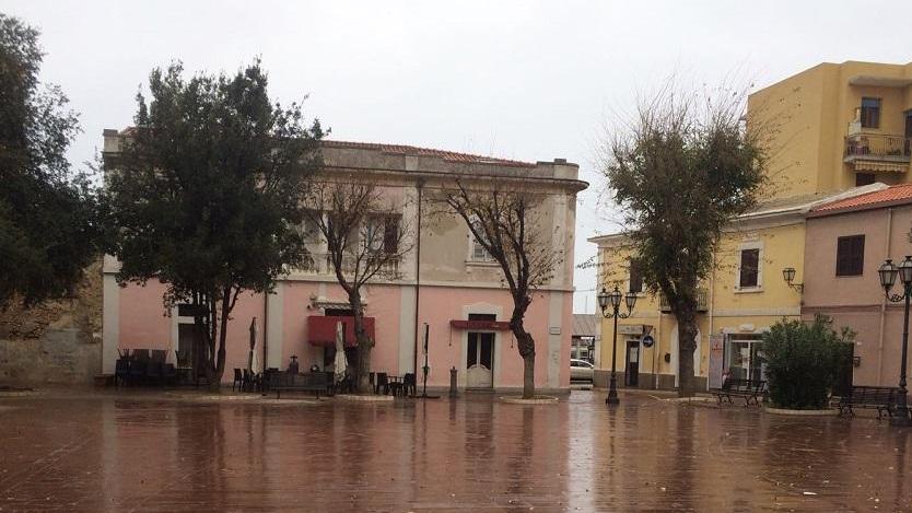 Il bar Il falò in piazza Garibaldi dove lavorava Michela