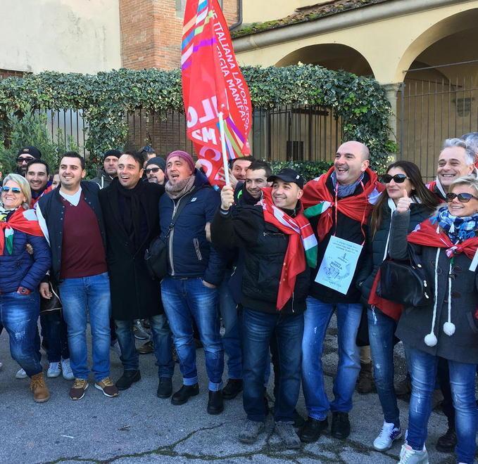 In piazza a Empoli contro il taglio in busta paga 