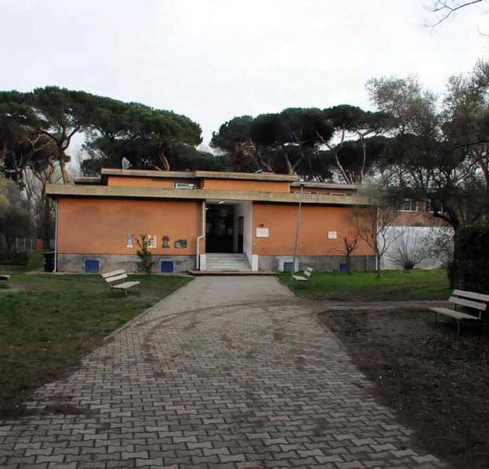 Il pullman non arriva restano a piedi sessanta bambini 