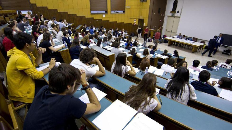 Studiamo tanto ma sono pochi i laureati