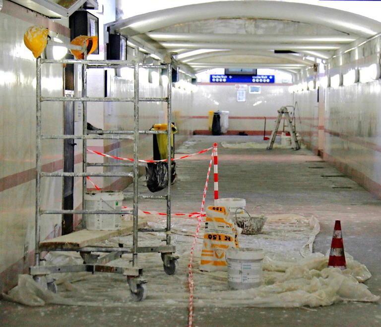 E nel sottopassaggio arrivano gli imbianchini