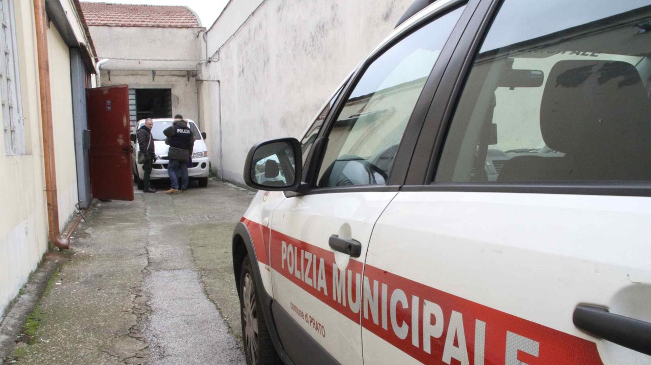 Un'auto della polizia municipale