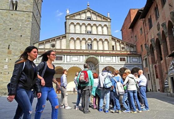 La realtà aumentata e identikit dei viaggiatori asiatici: le strategie del turismo