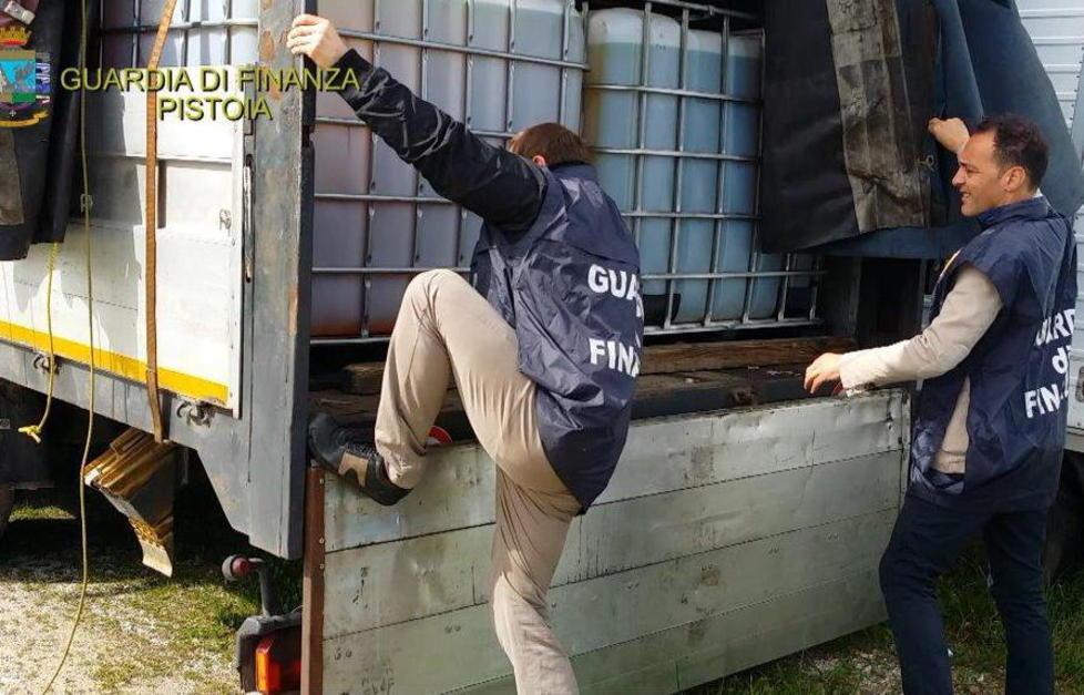 Traffico di prodotti petroliferi: 5 arresti 