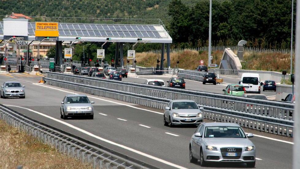 «Stop al pedaggio al casello di Rosignano»