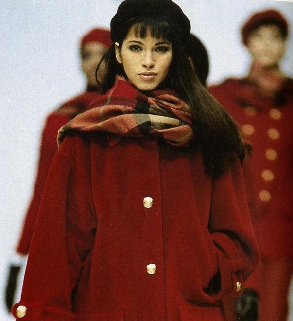 “Red”, un viaggio nel rosso con Modateca e Carpi Fashion