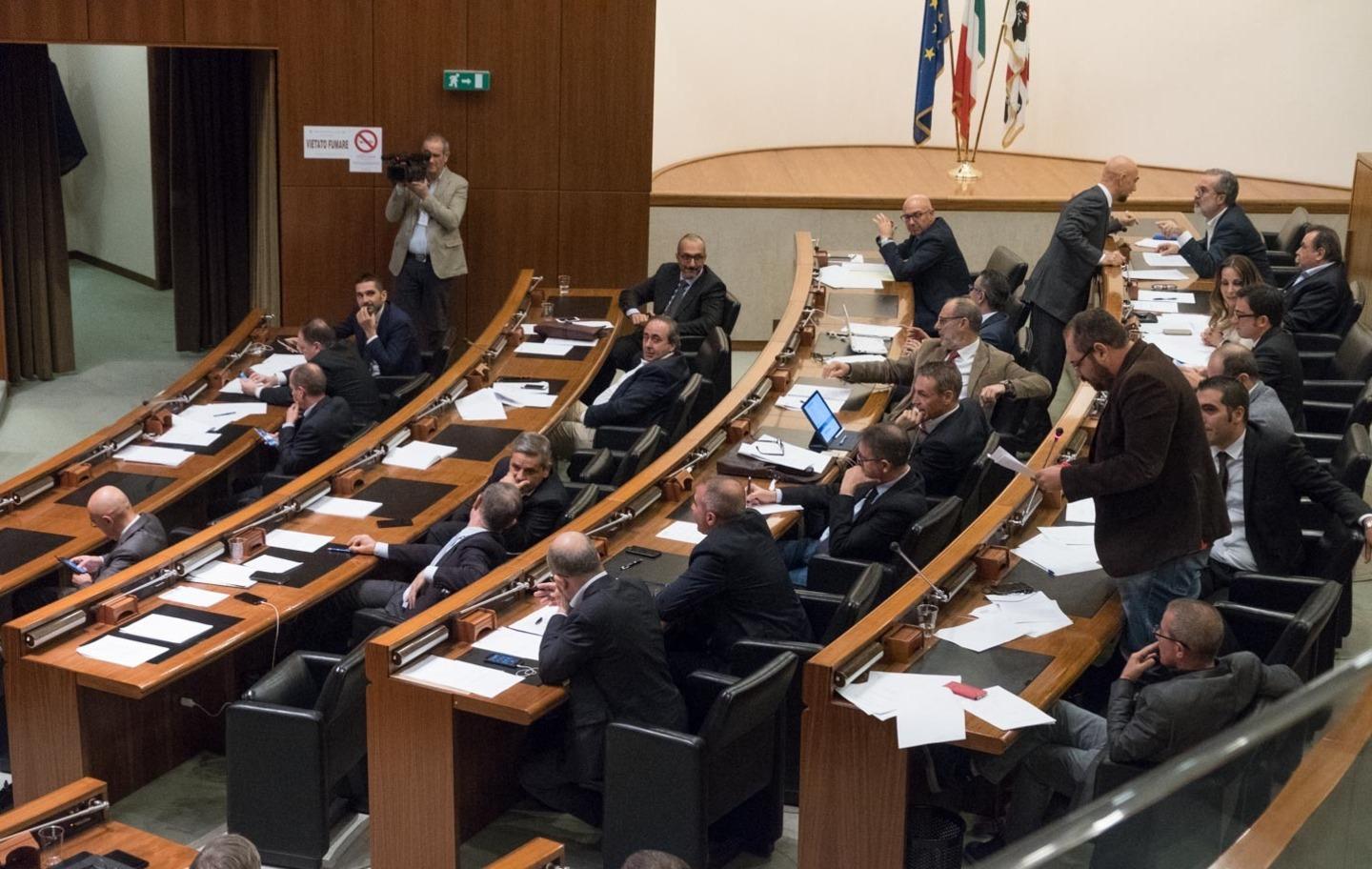 Prima della Finanziaria la maggioranza traballa 
