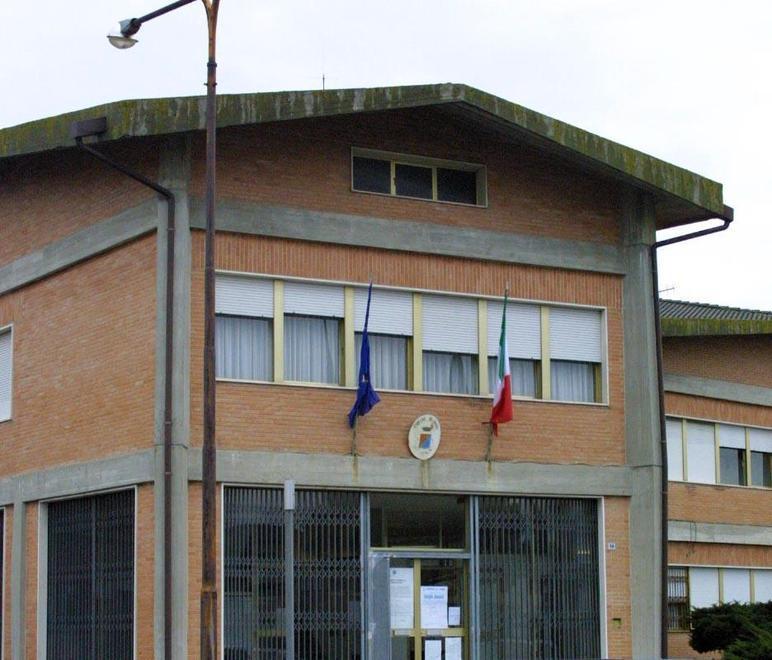 Bimbi non invitati in municipio per errore