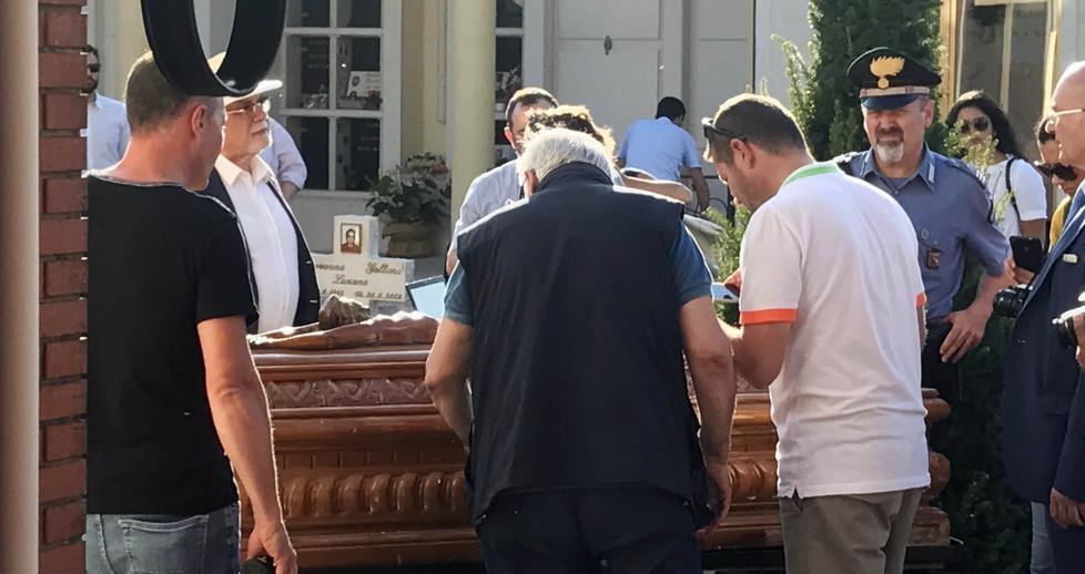 «Denis è stato ucciso, la verità è scritta» 