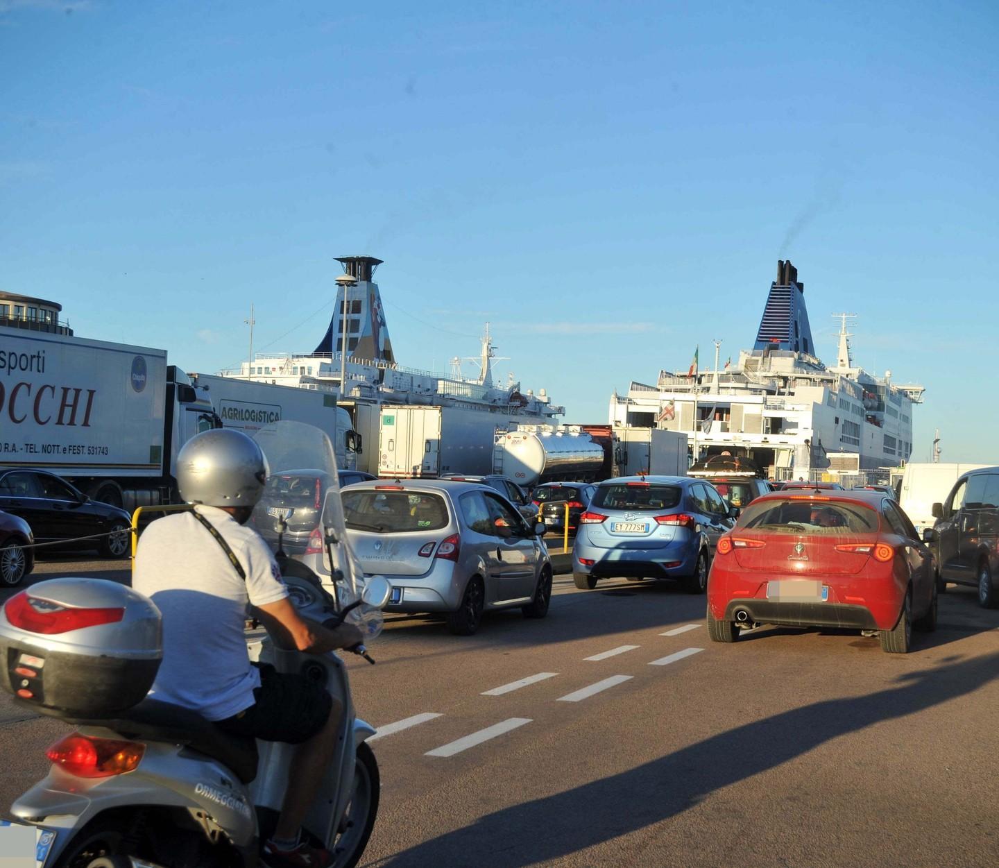 Via libera al bilancio 2018 risorse per gli scali minori 
