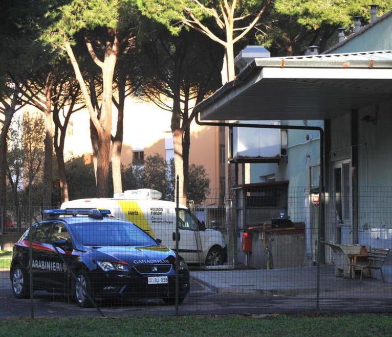 Raid dei ladri nelle scuole Chiusa anche la mensa 