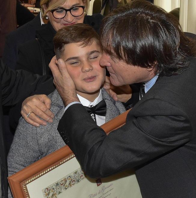 Lo scrittore e il bambino Passato e futuro premiati dalla città 