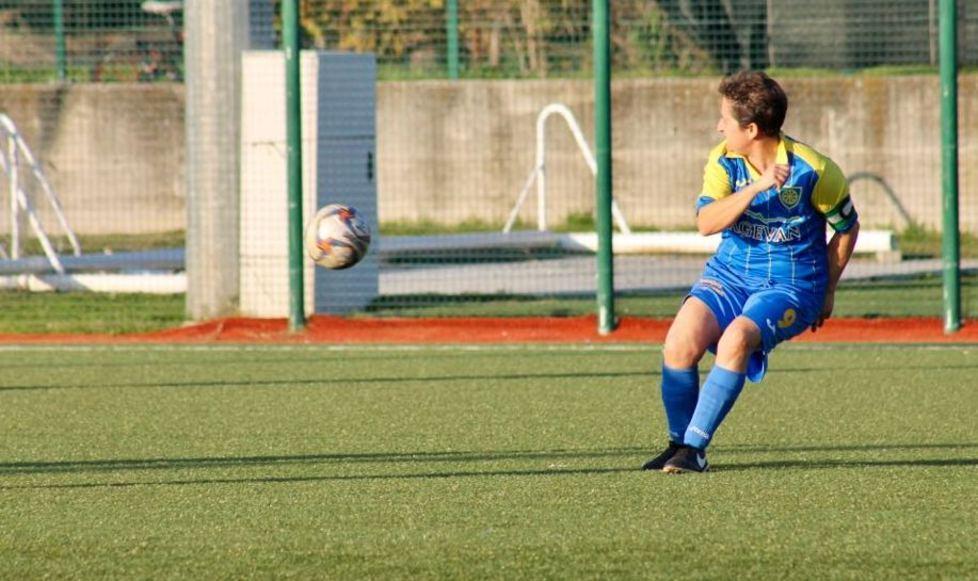Il gol di Buono non basta Carrarese ko a Pontedera 