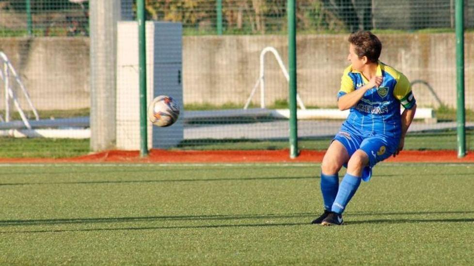Il gol di Buono non basta Carrarese ko a Pontedera