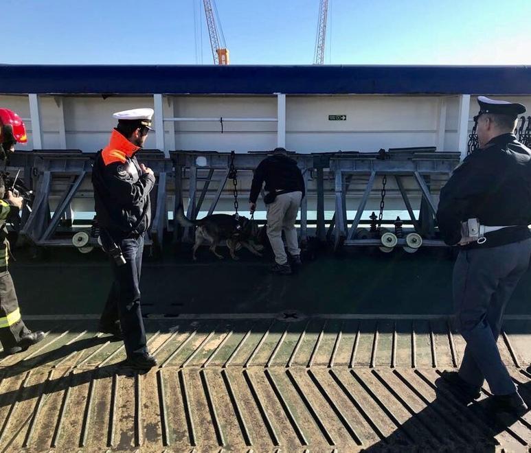 Simulazione di un’esplosione al porto