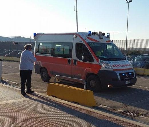 Malore a un dipendente Wam Atterra anche l’elicottero