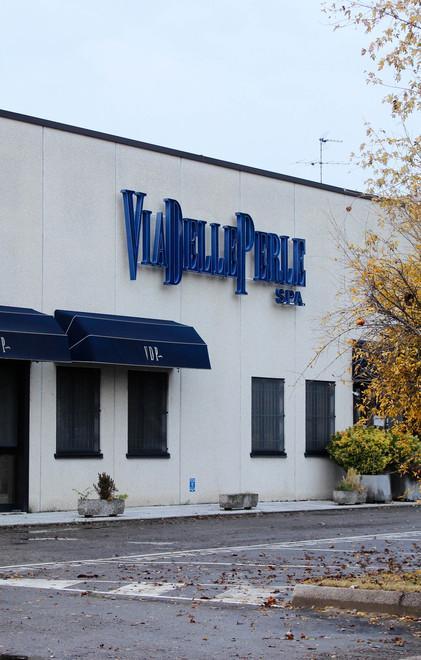 Via delle Perle: maxi sconto per venderla 