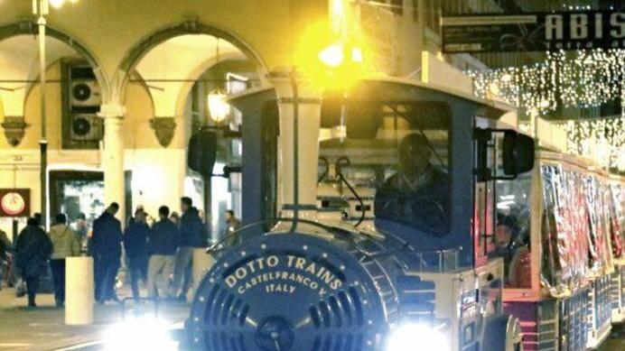 Dal mare in città con il trenino