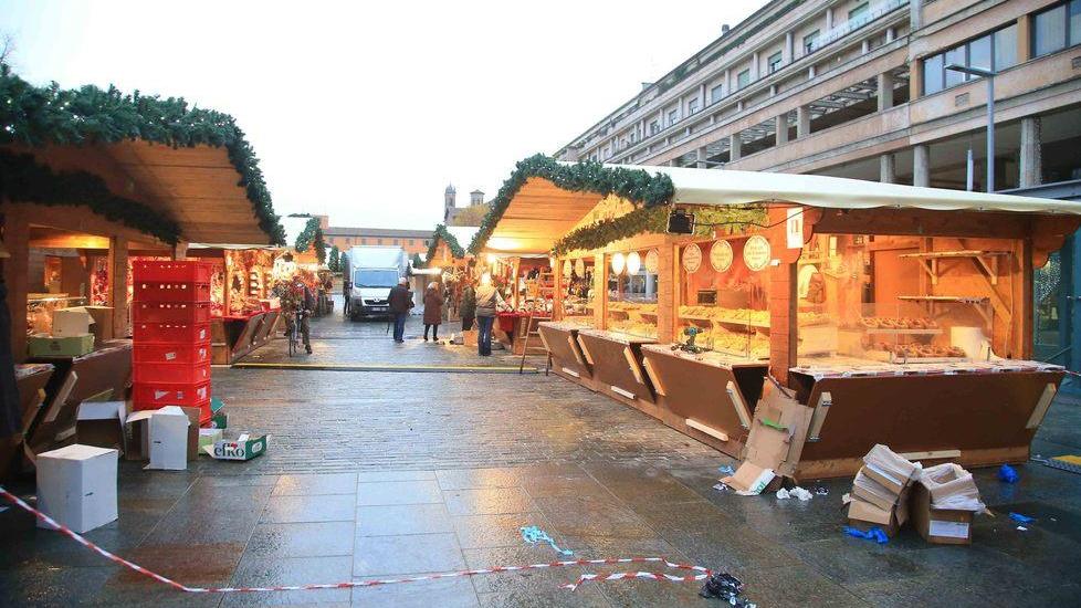 Luci e colori, parte il mercatino di Natale