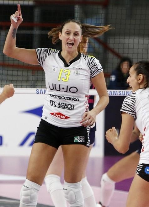 Liu Jo a caccia del poker con Il Bisonte 