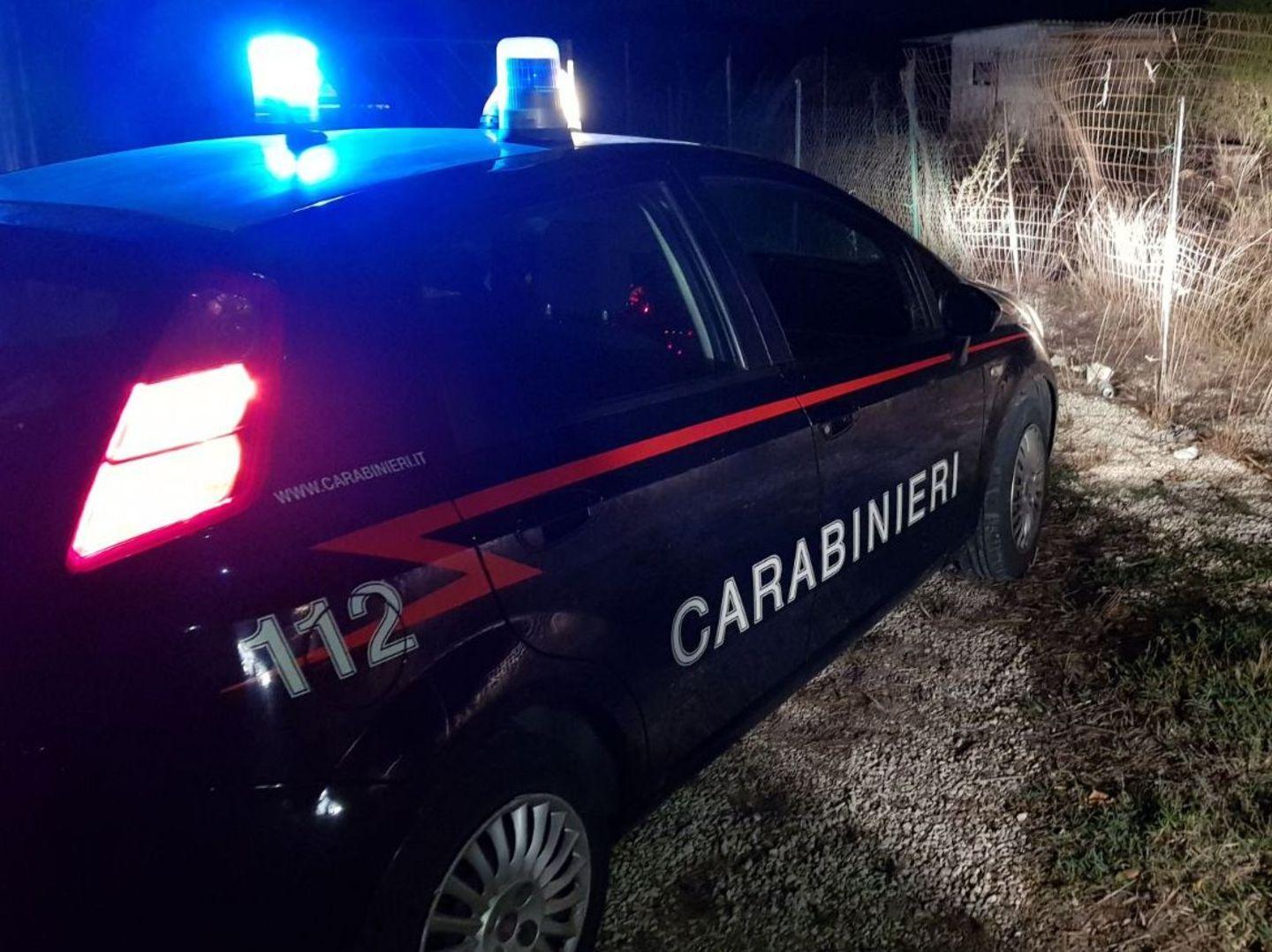 Pabillonis, aggrediti in casa e rapinati 