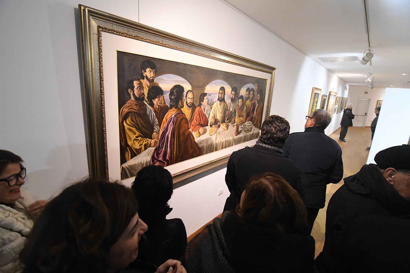 Visitatori nella giornata inaugurale della mostra