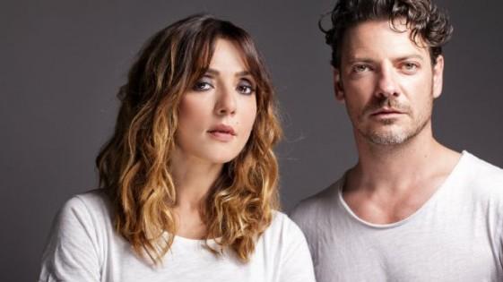 “La guerra dei Roses” Ambra Angiolini stasera a teatro