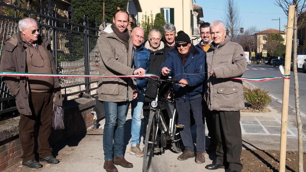 Inaugurata la ciclopedonale Lungo il percorso 39 piante