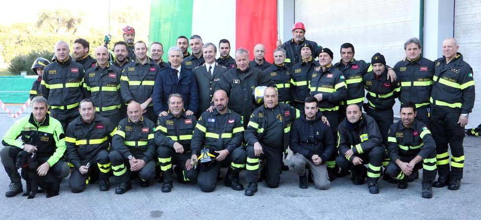 Vigili, la festa di chi lotta col fuoco 