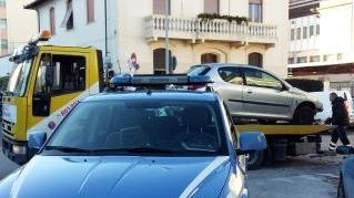 Senza revisione né assicurazione Veicoli rimossi