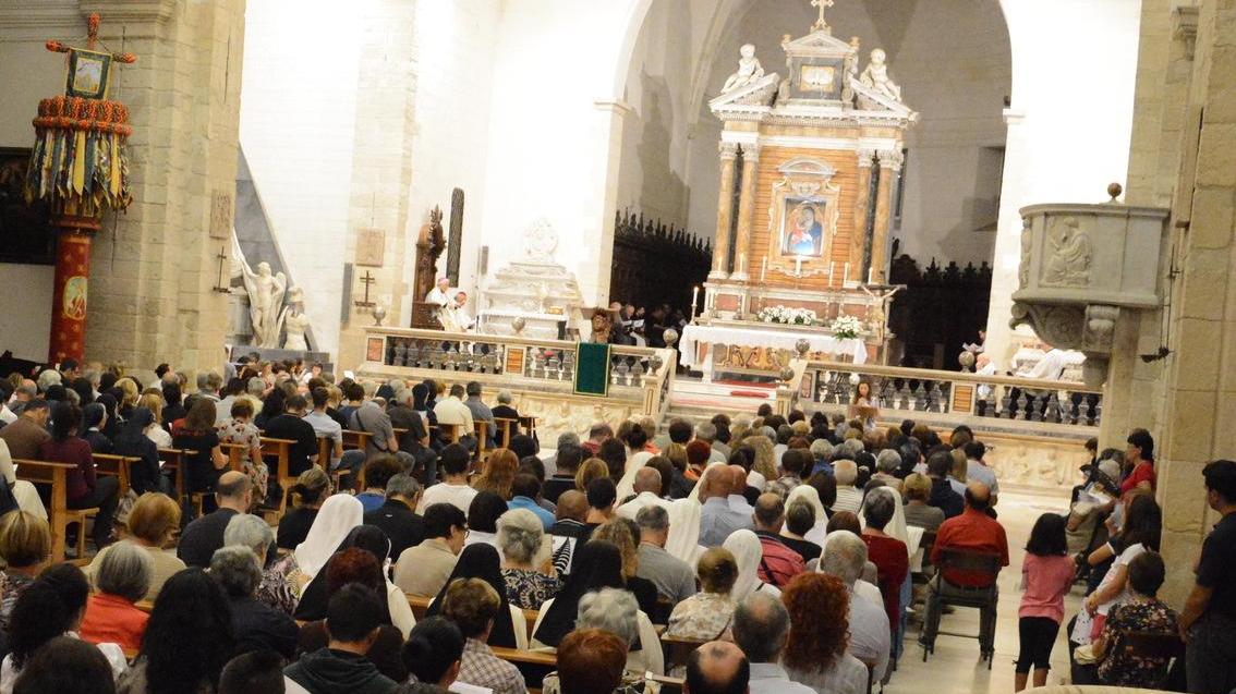 Festa di San Nicola in Duomo si assegna la dote alle spose