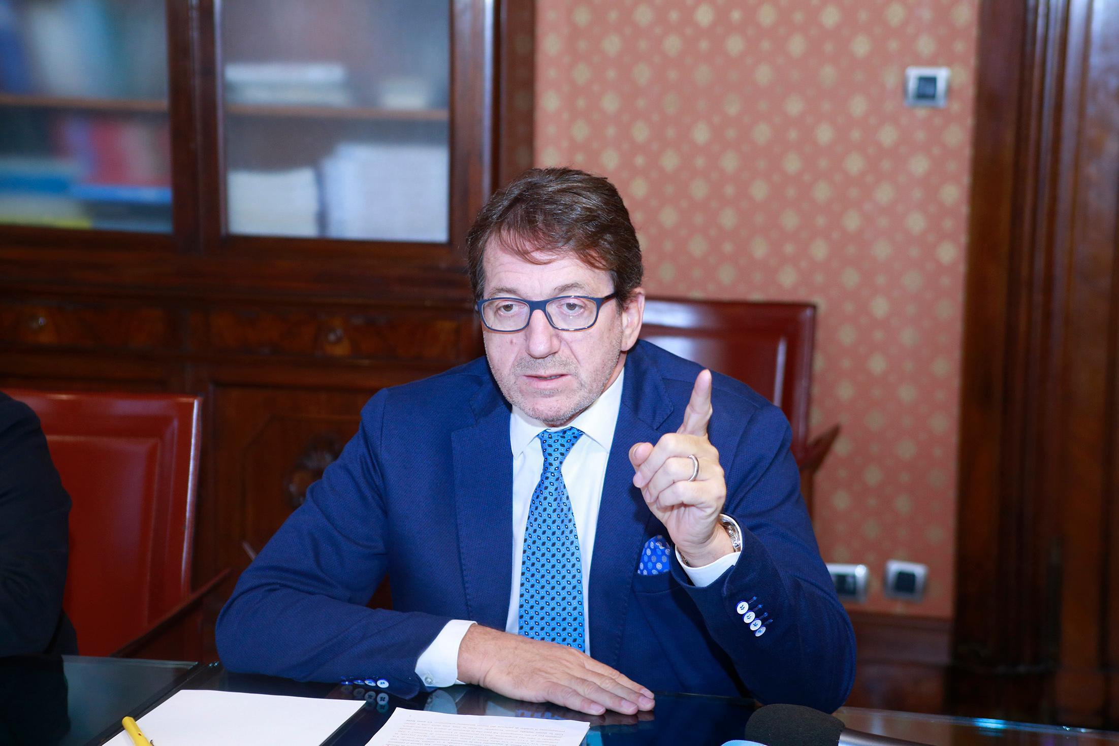 Modena. Muzzarelli: "Fermate il corteo contro lo Ius Soli"