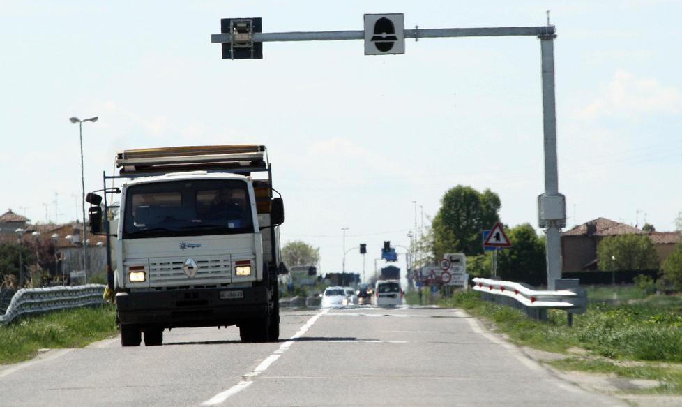 A bilancio i soldi per sostituire il semaforo