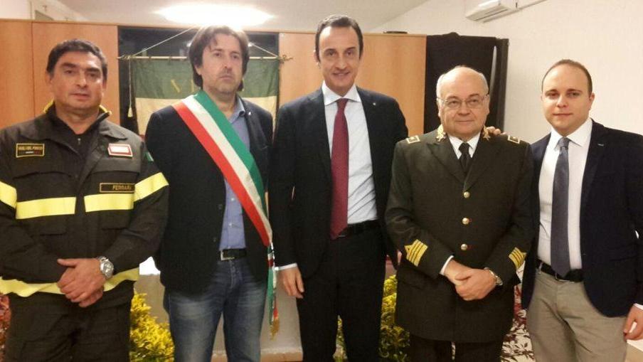 Uniti per la caserma dei pompieri